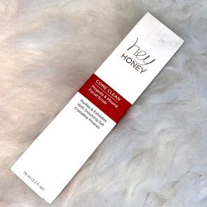 Hey Honey! Come clean facial scrub brand new